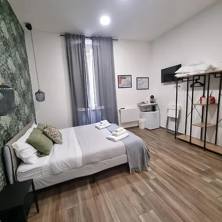 Il Fondaco All'archivio Storico 4* Νάπολη
